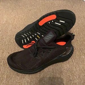 Adidas Alphaboost M
